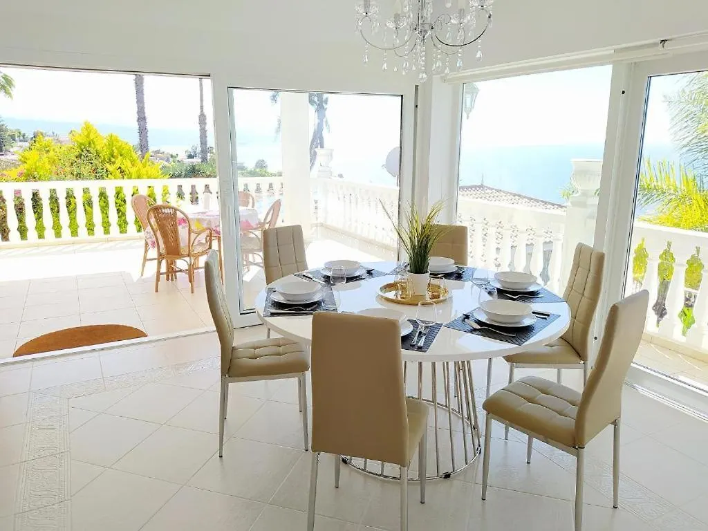 Villa Carioca - With Private Pool, Marvelous Garden And Amazing Ocean View El El Sauzal